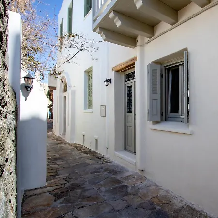 Ariadne's Kastro Boutique Naxos City