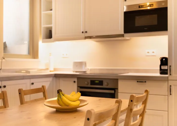 Ariadne's Kastro Boutique